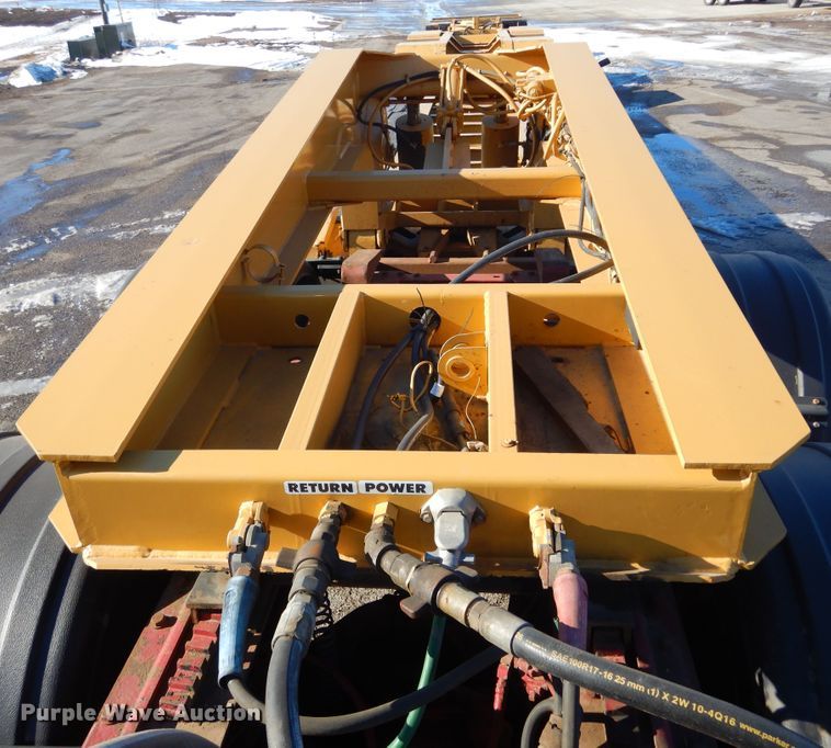 image for item KS9306 2006 Towmaster Titanium T-110DTG  lowboy equipment trailer