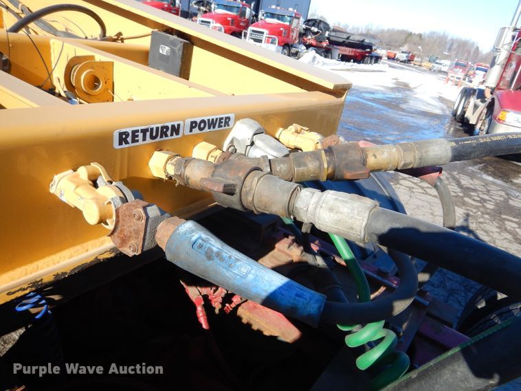 image for item KS9306 2006 Towmaster Titanium T-110DTG  lowboy equipment trailer