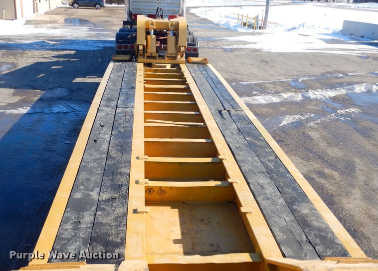 image for item KS9306 2006 Towmaster Titanium T-110DTG  lowboy equipment trailer