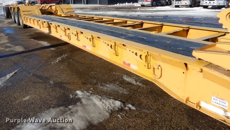 image for item KS9306 2006 Towmaster Titanium T-110DTG  lowboy equipment trailer