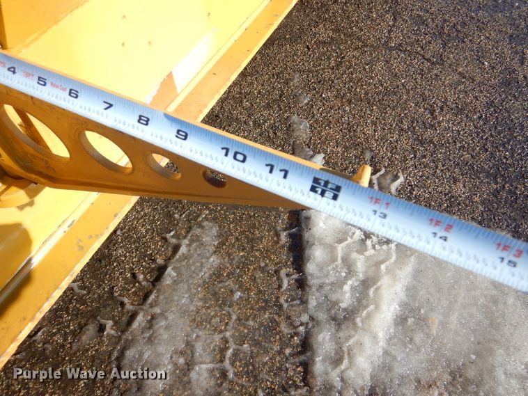 image for item KS9306 2006 Towmaster Titanium T-110DTG  lowboy equipment trailer