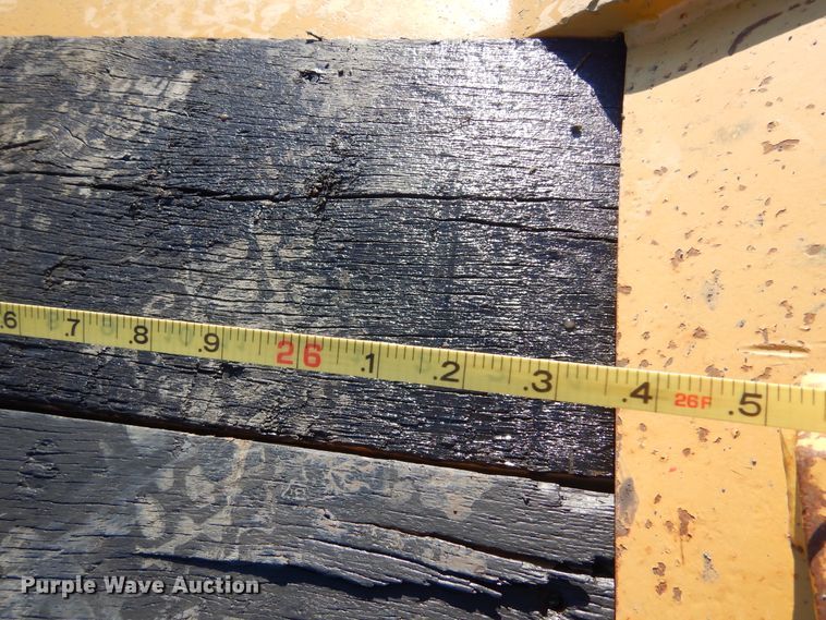 image for item KS9306 2006 Towmaster Titanium T-110DTG  lowboy equipment trailer