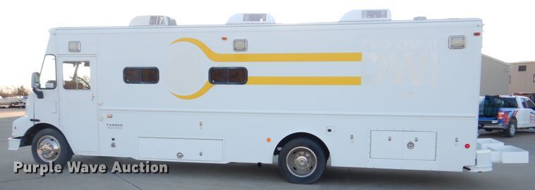 image for item DH8155 2003 Freightliner MT55  mobile command center