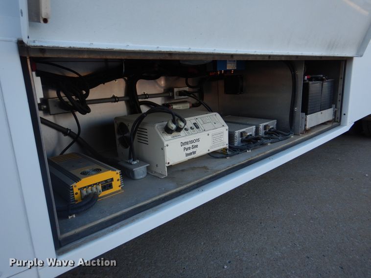 image for item DH8155 2003 Freightliner MT55  mobile command center