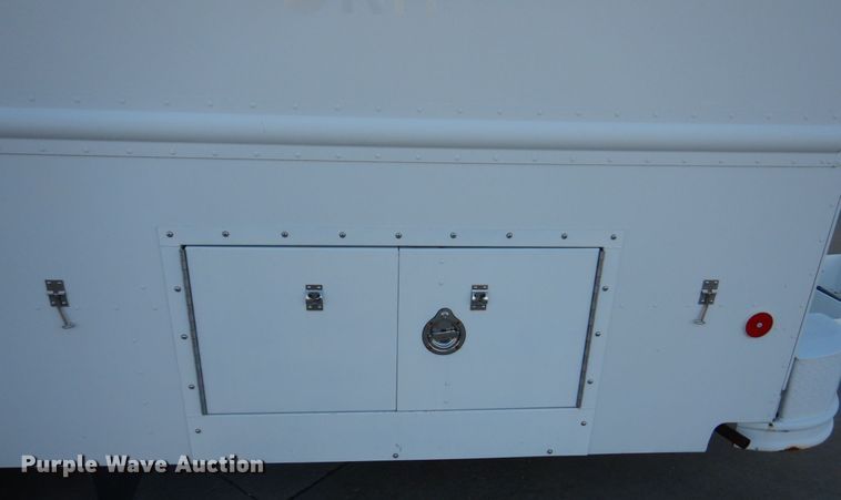 image for item DH8155 2003 Freightliner MT55  mobile command center