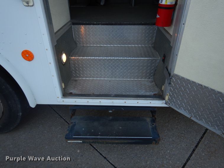 image for item DH8155 2003 Freightliner MT55  mobile command center