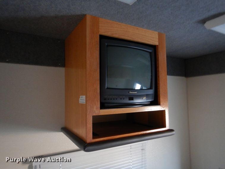 image for item DH8155 2003 Freightliner MT55  mobile command center