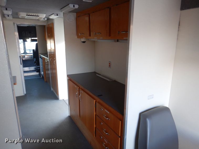 image for item DH8155 2003 Freightliner MT55  mobile command center