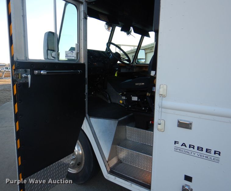 image for item DH8155 2003 Freightliner MT55  mobile command center