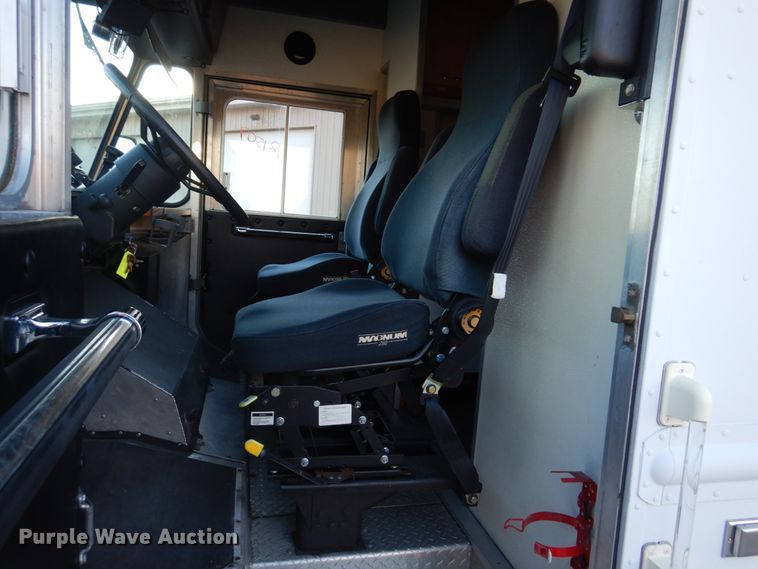 image for item DH8155 2003 Freightliner MT55  mobile command center