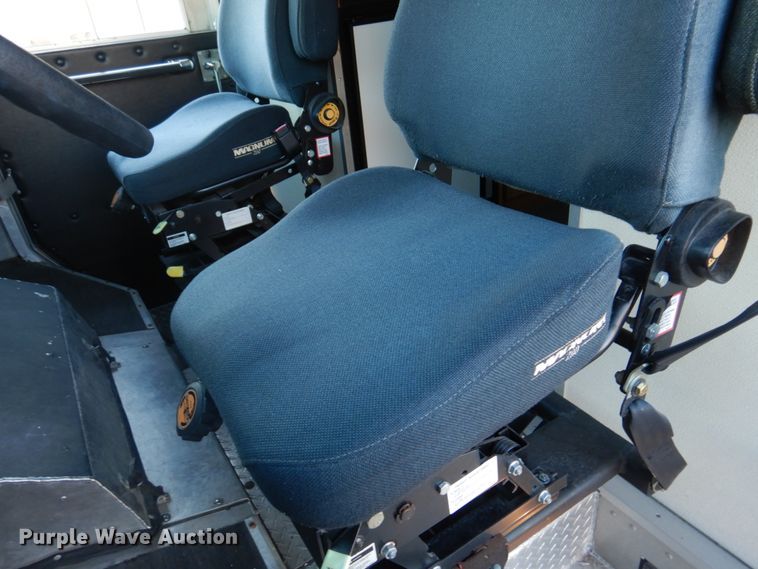 image for item DH8155 2003 Freightliner MT55  mobile command center