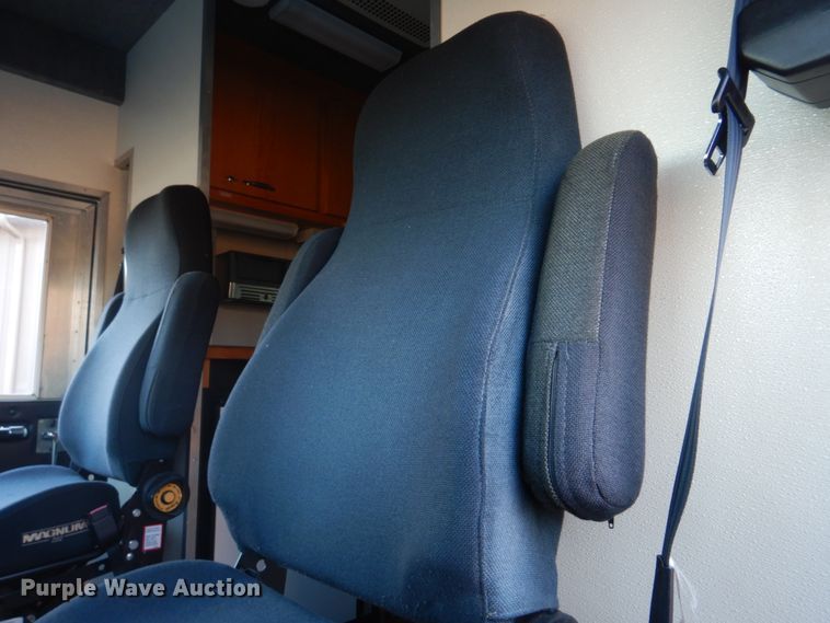 image for item DH8155 2003 Freightliner MT55  mobile command center