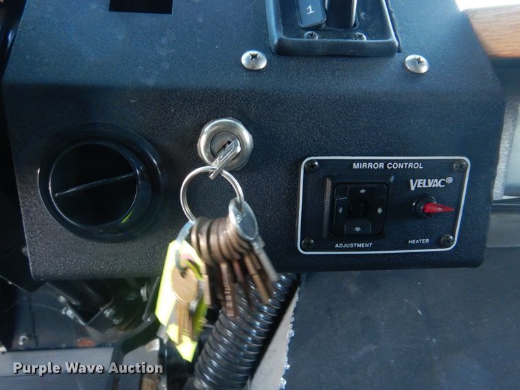 image for item DH8155 2003 Freightliner MT55  mobile command center