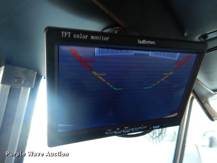 image for item DH8155 2003 Freightliner MT55  mobile command center