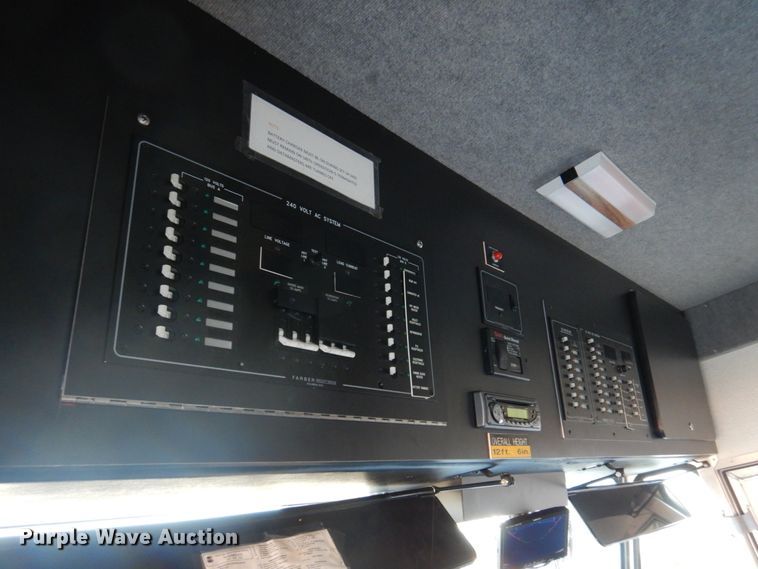 image for item DH8155 2003 Freightliner MT55  mobile command center