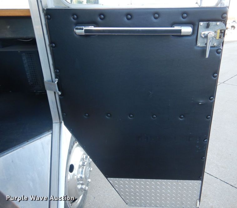 image for item DH8155 2003 Freightliner MT55  mobile command center