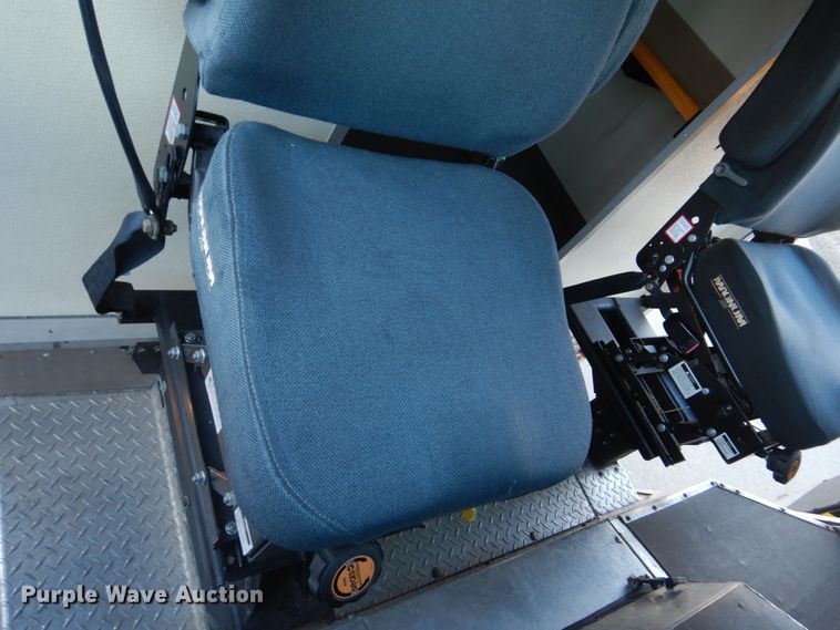 image for item DH8155 2003 Freightliner MT55  mobile command center