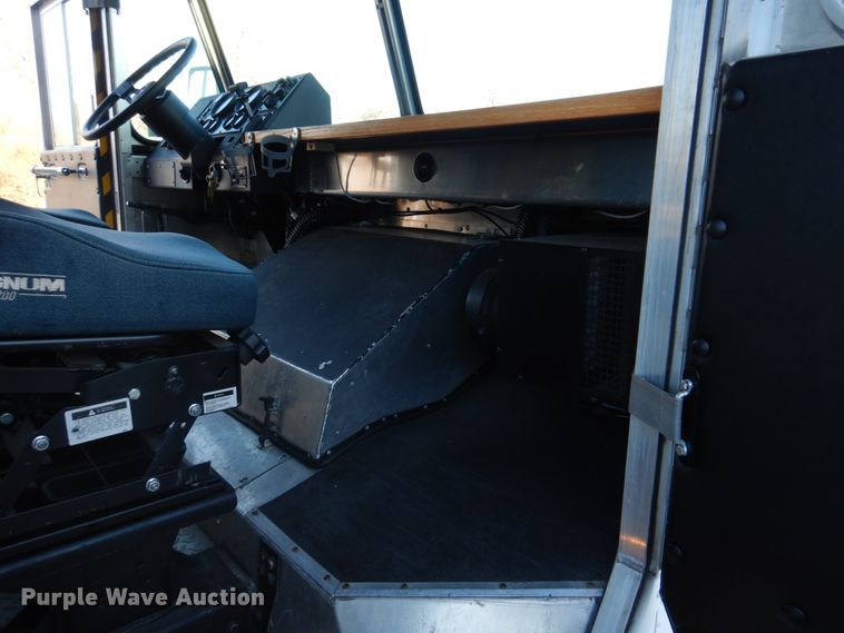 image for item DH8155 2003 Freightliner MT55  mobile command center