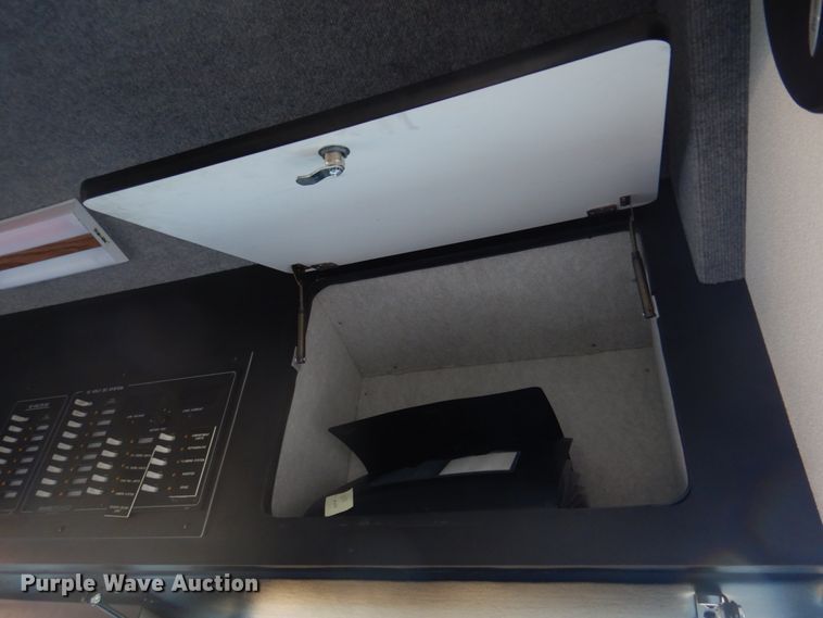 image for item DH8155 2003 Freightliner MT55  mobile command center