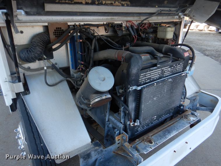 image for item DH8155 2003 Freightliner MT55  mobile command center