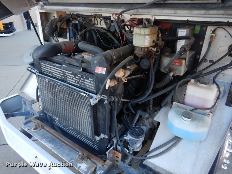 image for item DH8155 2003 Freightliner MT55  mobile command center