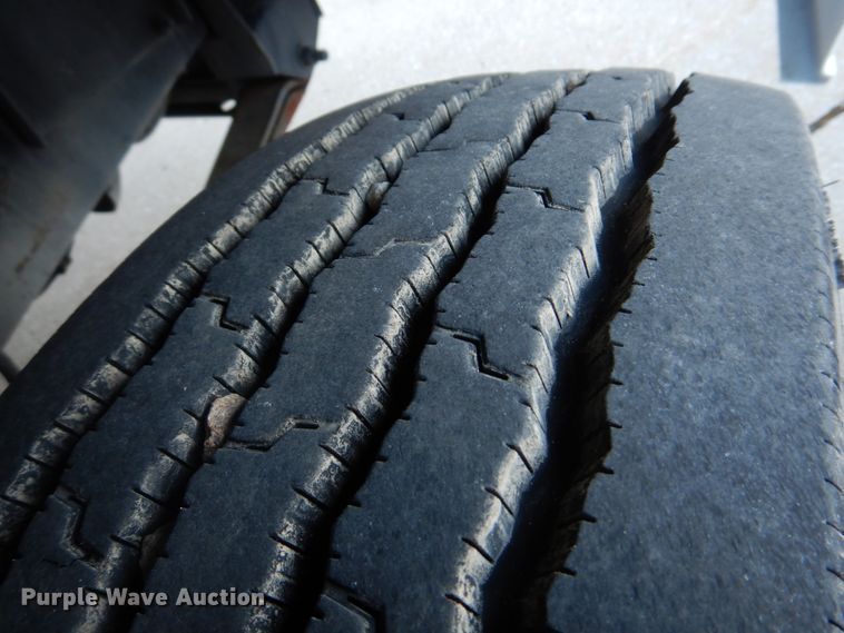 image for item DH8155 2003 Freightliner MT55  mobile command center