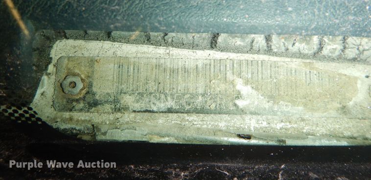 image for item DH8777 1999 Chevrolet Suburban  SUV