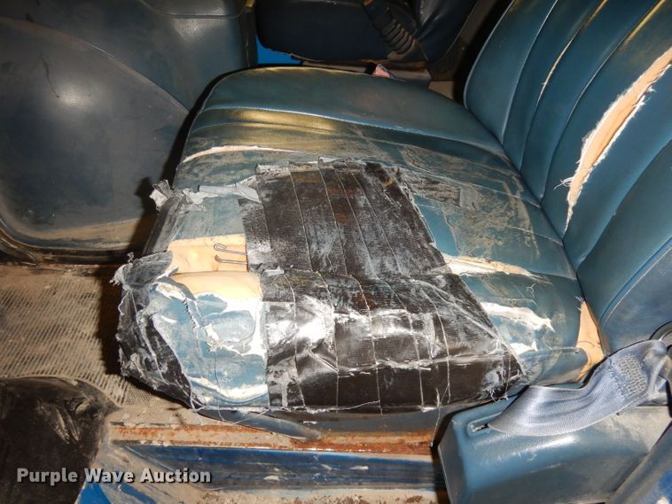 image for item DH8778 1994 Chevrolet G30  delivery van