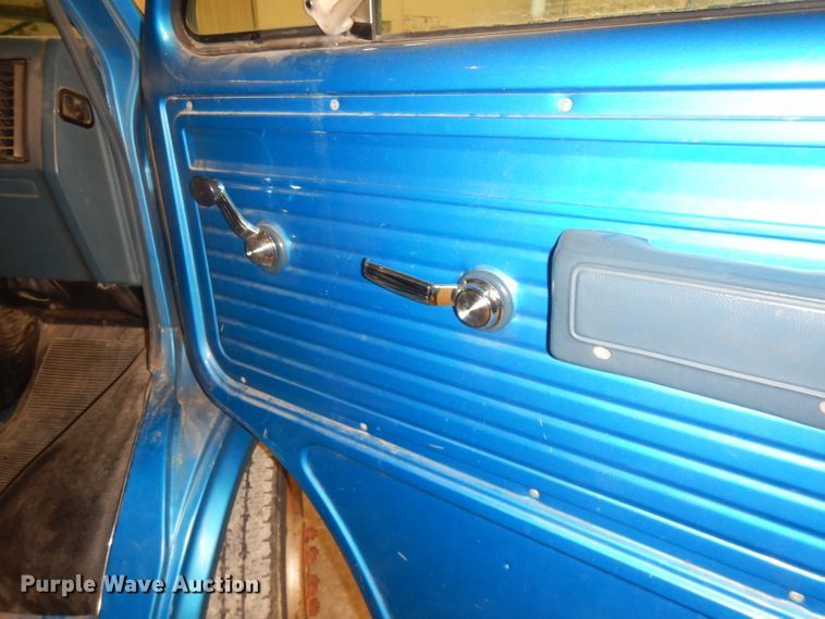 image for item DH8778 1994 Chevrolet G30  delivery van