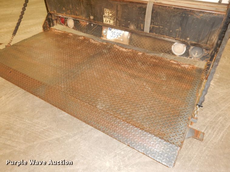 image for item DH8778 1994 Chevrolet G30  delivery van