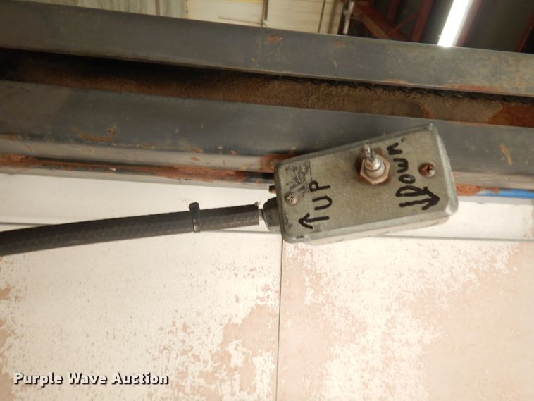 image for item DH8778 1994 Chevrolet G30  delivery van