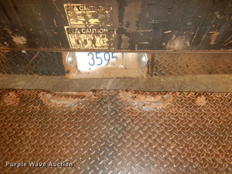 image for item DH8778 1994 Chevrolet G30  delivery van