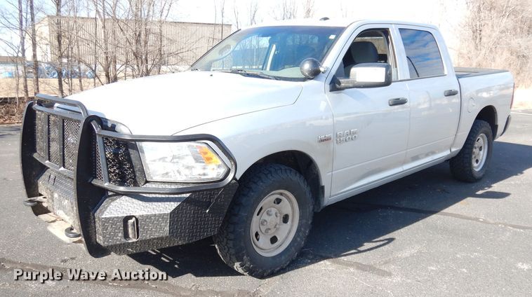 image for item DH8816 2017 Dodge Ram 1500  Crew Cab pickup truck