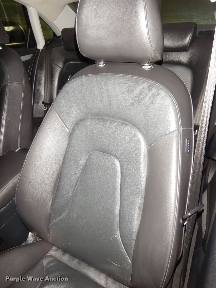 image for item DH8833 2009 Audi A4