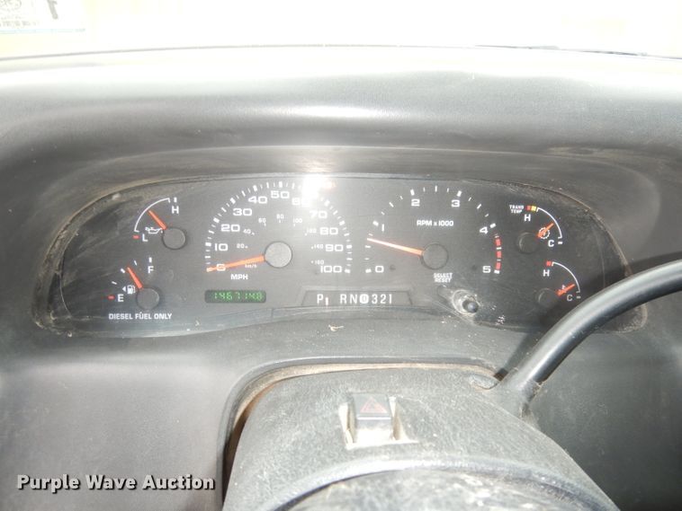 image for item DH8837 2003 Ford F550 Super Duty XL  bucket truck