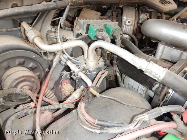 image for item DH8837 2003 Ford F550 Super Duty XL  bucket truck