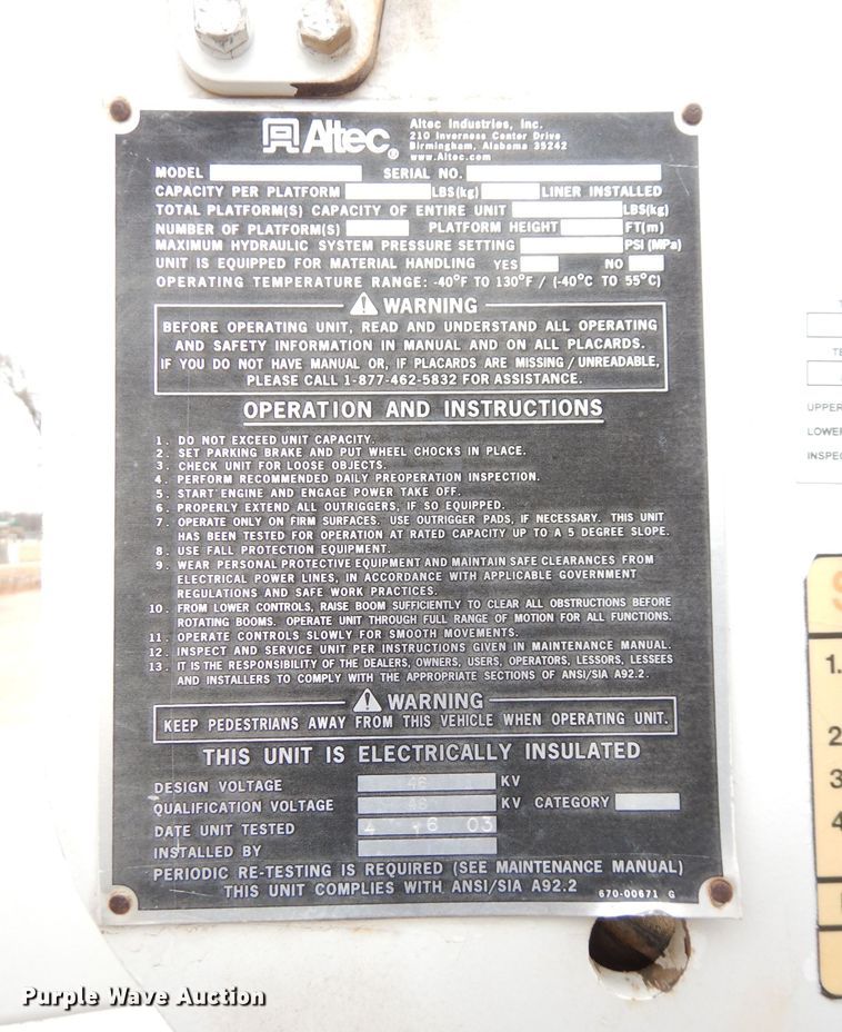 image for item DH8837 2003 Ford F550 Super Duty XL  bucket truck