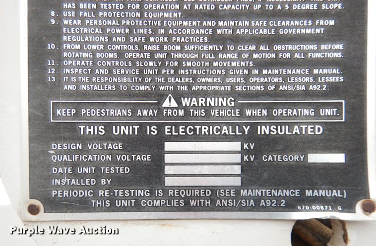 image for item DH8837 2003 Ford F550 Super Duty XL  bucket truck