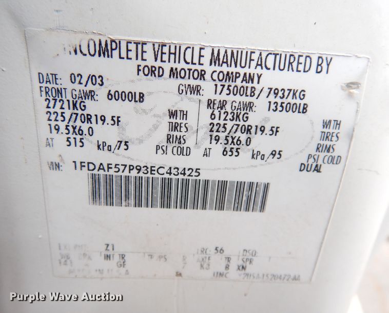 image for item DH8837 2003 Ford F550 Super Duty XL  bucket truck