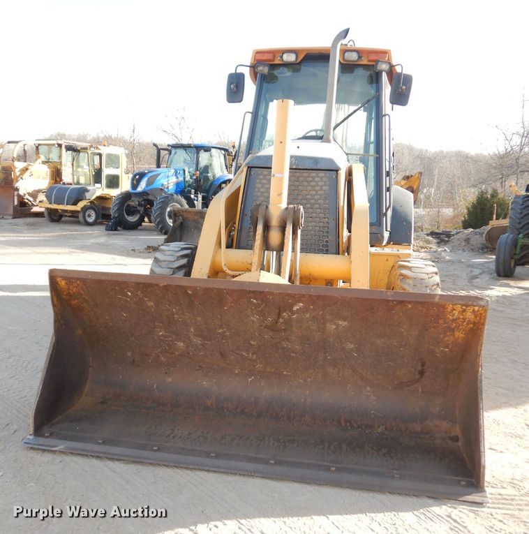 image for item DK3179 2002 John Deere 410G  backhoe