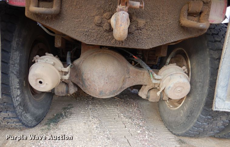 image for item DK3481 1995 Ford LT8000  dump truck