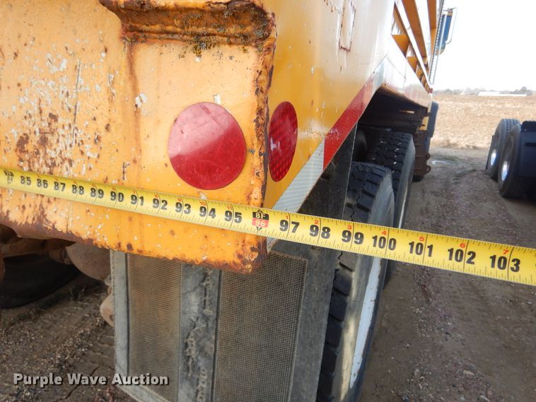 image for item DK3481 1995 Ford LT8000  dump truck