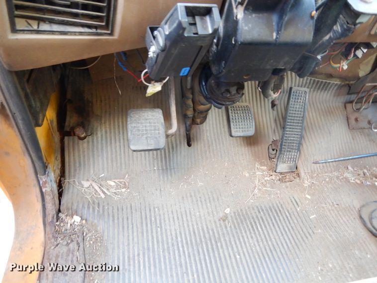 image for item DK3481 1995 Ford LT8000  dump truck