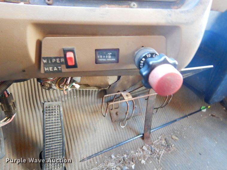 image for item DK3481 1995 Ford LT8000  dump truck