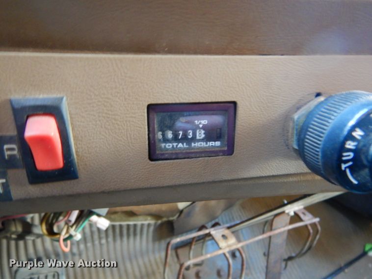 image for item DK3481 1995 Ford LT8000  dump truck