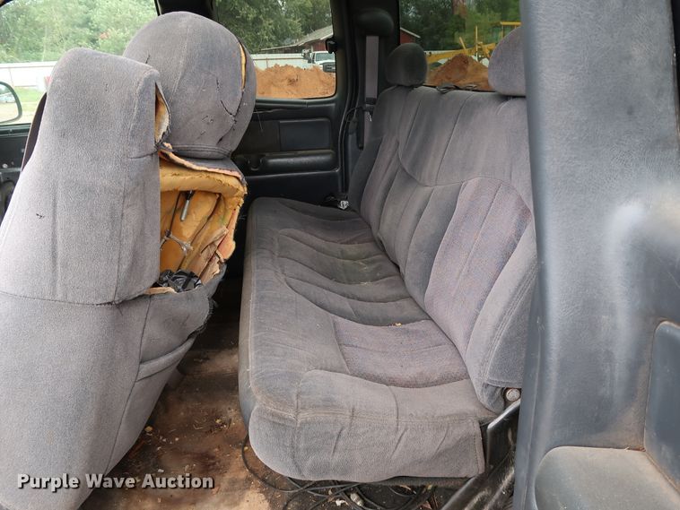 image for item DL0640 2001 Chevrolet Silverado 1500  Ext. Cab pickup truck