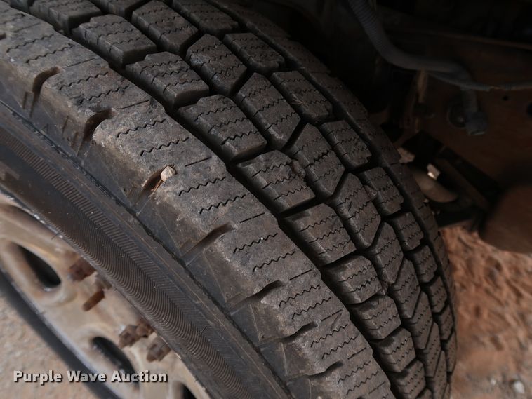 image for item DL0640 2001 Chevrolet Silverado 1500  Ext. Cab pickup truck