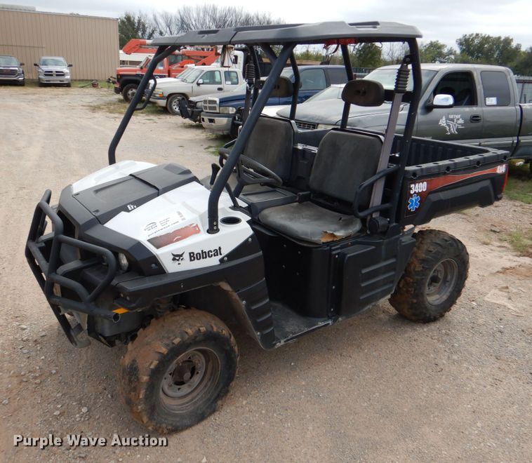 image for item DL0641 2011 Bobcat 3400GC  utility vehicle
