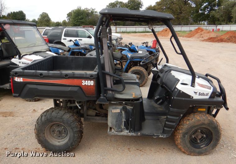 image for item DL0641 2011 Bobcat 3400GC  utility vehicle