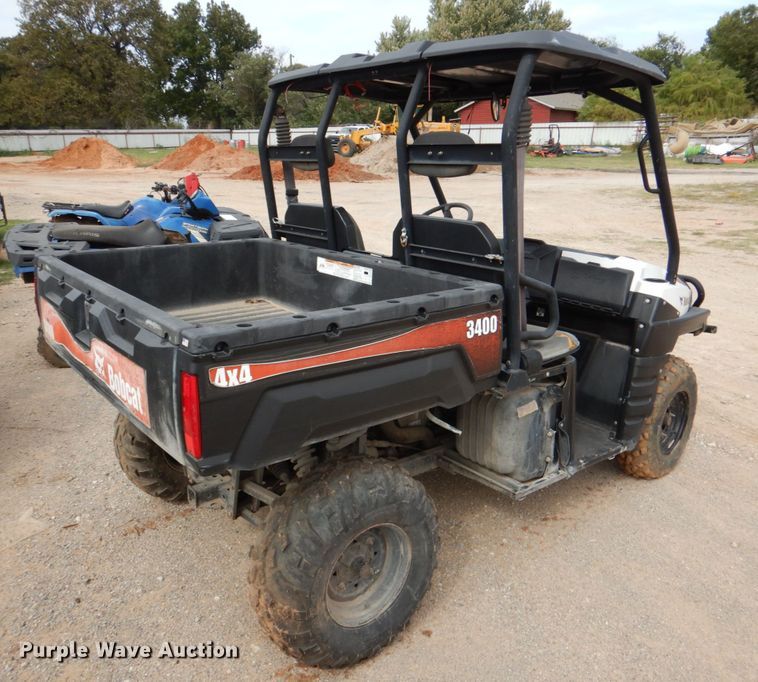 image for item DL0641 2011 Bobcat 3400GC  utility vehicle